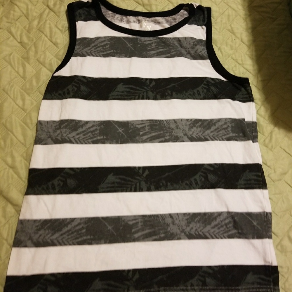 Boys tank